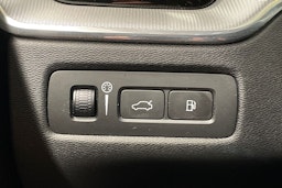 harmaa Volvo XC60 2018 kuva 23.