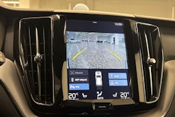 musta Volvo XC60 2018 kuva 37.