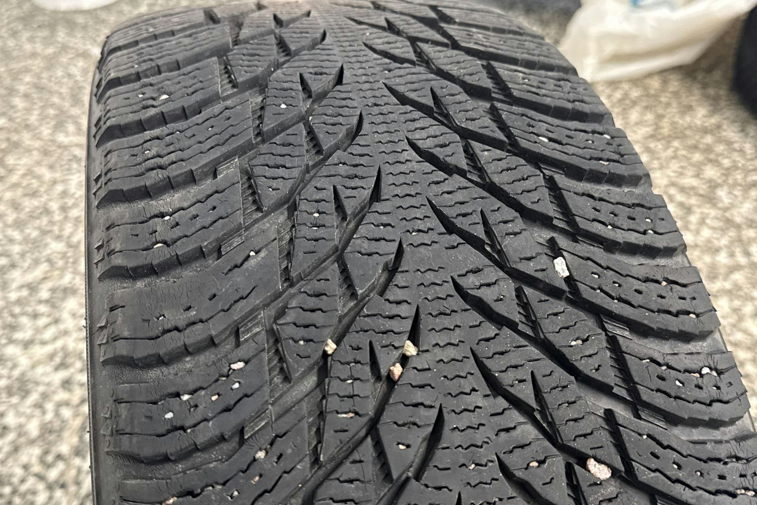 musta Volvo XC60 2018 kuva 43.