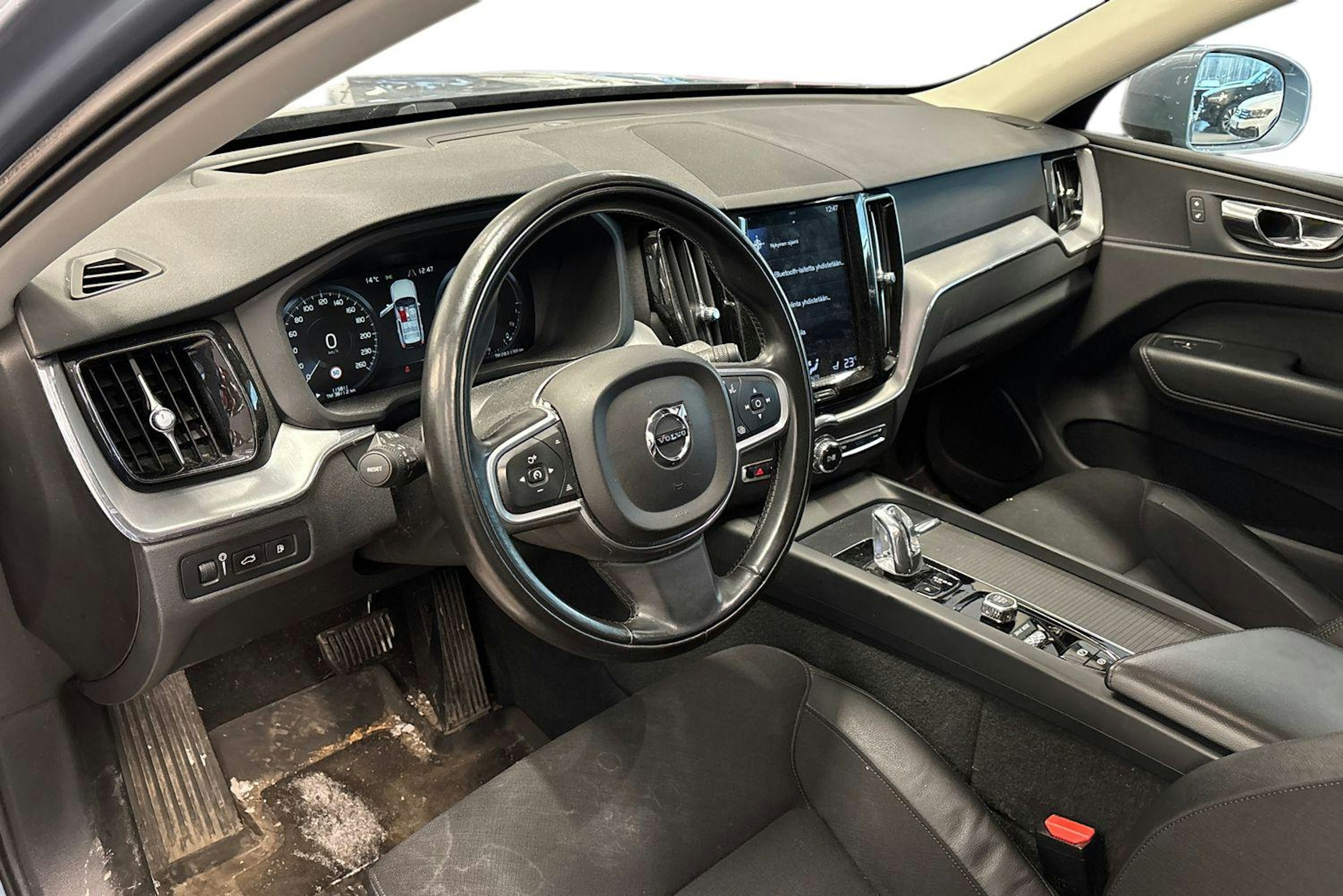 Sininen Volvo XC60 2018 kuva 3.