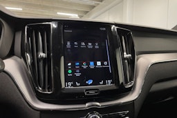 sininen Volvo XC60 2018 kuva 20.