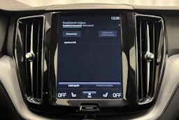 valkoinen Volvo XC60 2018 kuva 17.