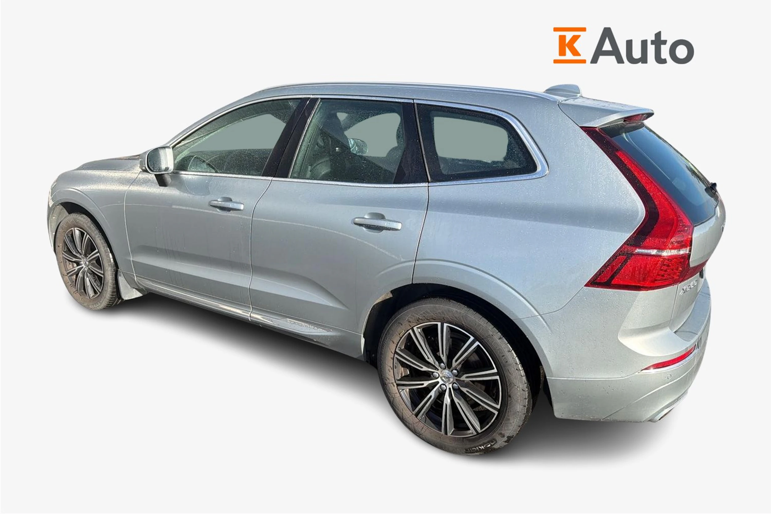 harmaa Volvo XC60 2018 kuva 2.