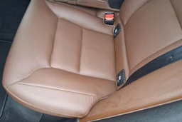 punainen Volvo XC60 2018 kuva 8.