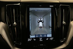 musta Volvo XC60 2018 kuva 32.