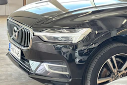musta Volvo XC60 2018 kuva 44.