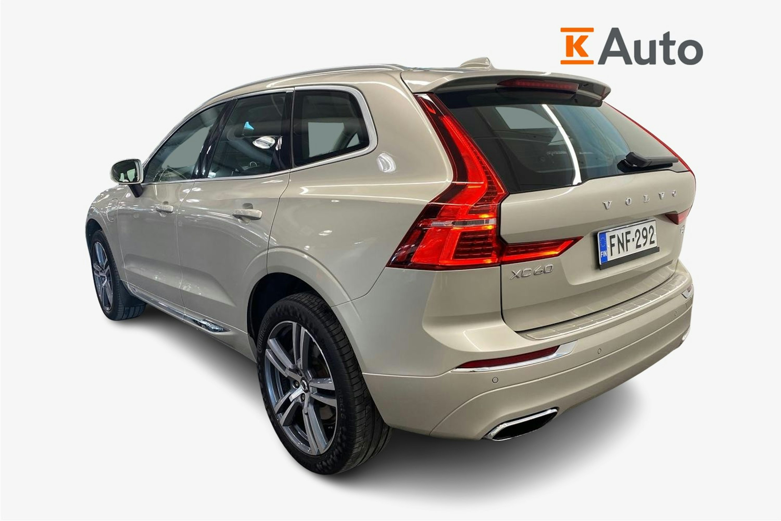 ruskea (beige) Volvo XC60 2018 kuva 2.