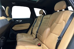 harmaa Volvo XC60 2018 kuva 10.