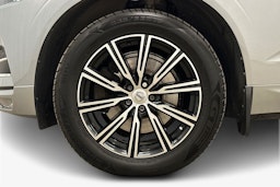 harmaa Volvo XC60 2018 kuva 11.