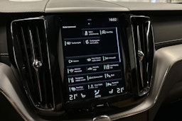 harmaa Volvo XC60 2018 kuva 31.
