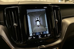 harmaa Volvo XC60 2018 kuva 34.
