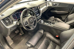 Sininen Volvo XC60 2018 kuva 3.