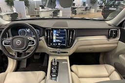 Musta Volvo XC60 2018 kuva 7.