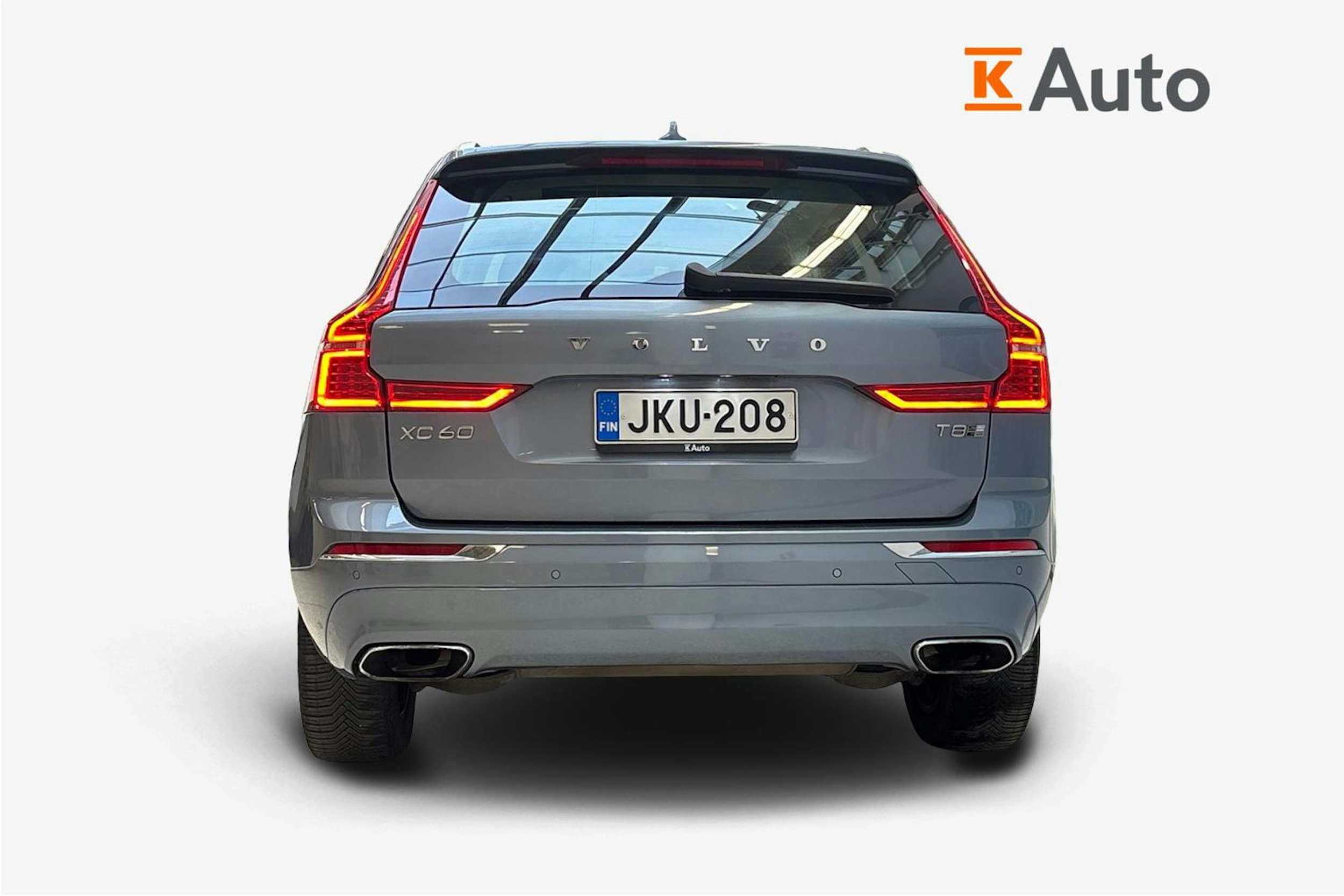 sininen Volvo XC60 2018 kuva 3.