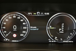 sininen Volvo XC60 2018 kuva 22.