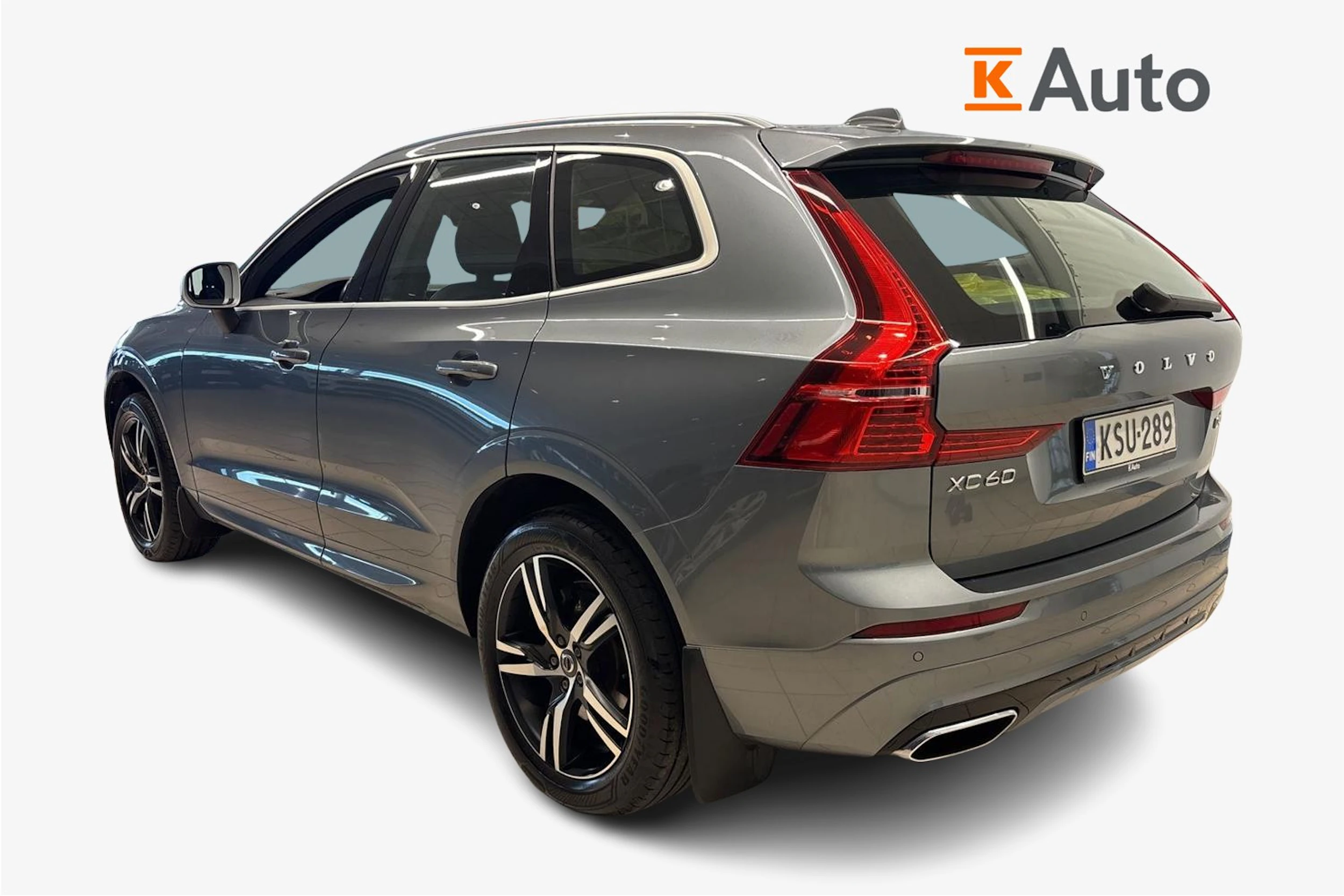 harmaa Volvo XC60 2018 kuva 2.