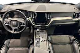 harmaa Volvo XC60 2018 kuva 7.