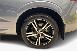 harmaa Volvo XC60 2018 kuva 9.