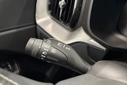 harmaa Volvo XC60 2018 kuva 25.