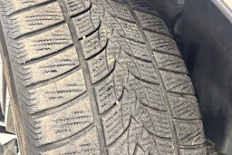 valkoinen Volvo XC60 2018 kuva 38.