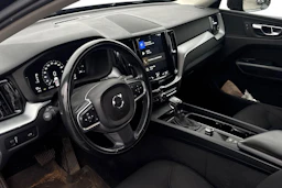 musta Volvo XC60 2019 kuva 3.