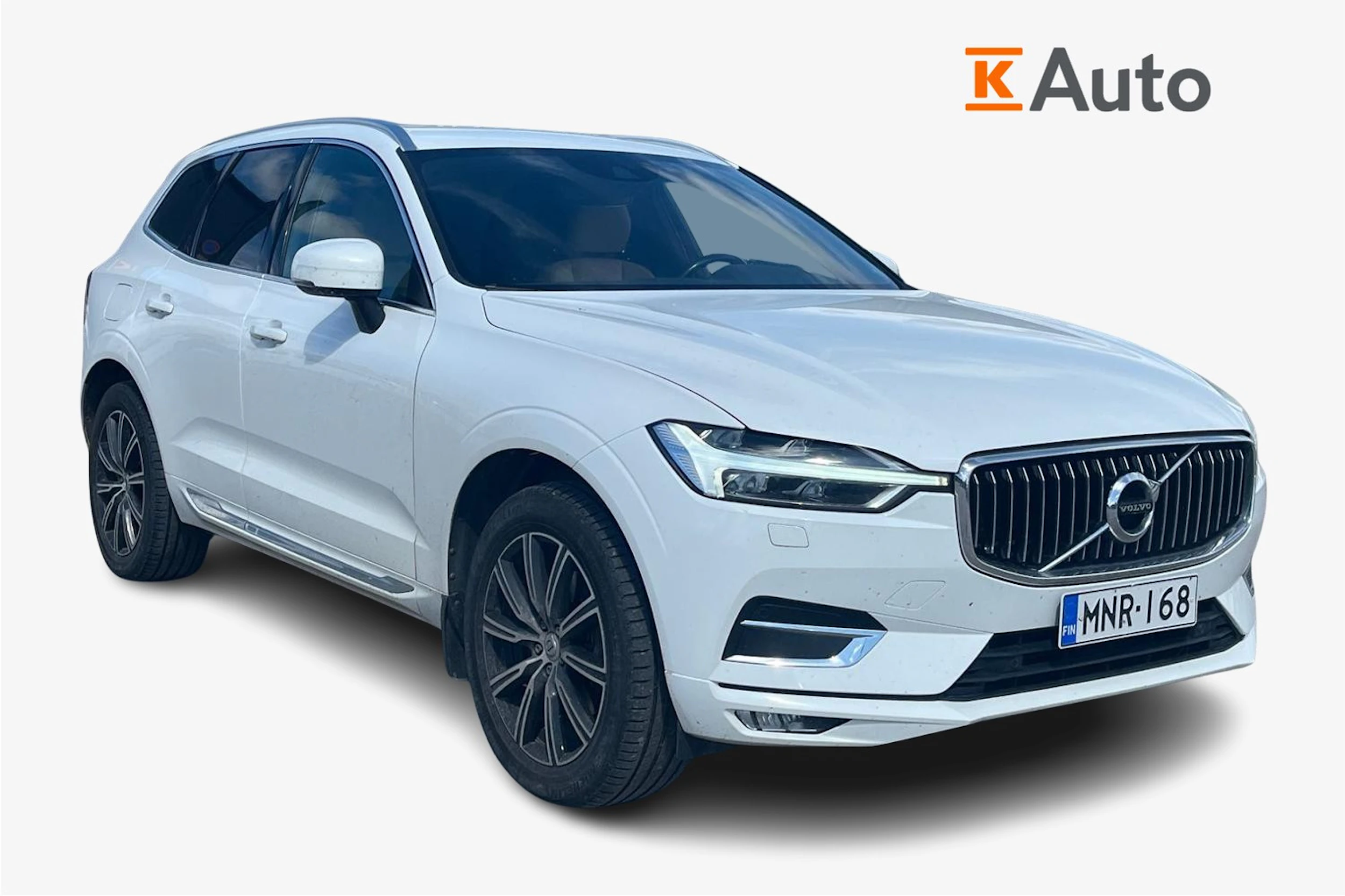 valkoinen Volvo XC60 2018 kuva 1.