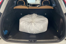 valkoinen Volvo XC60 2018 kuva 29.