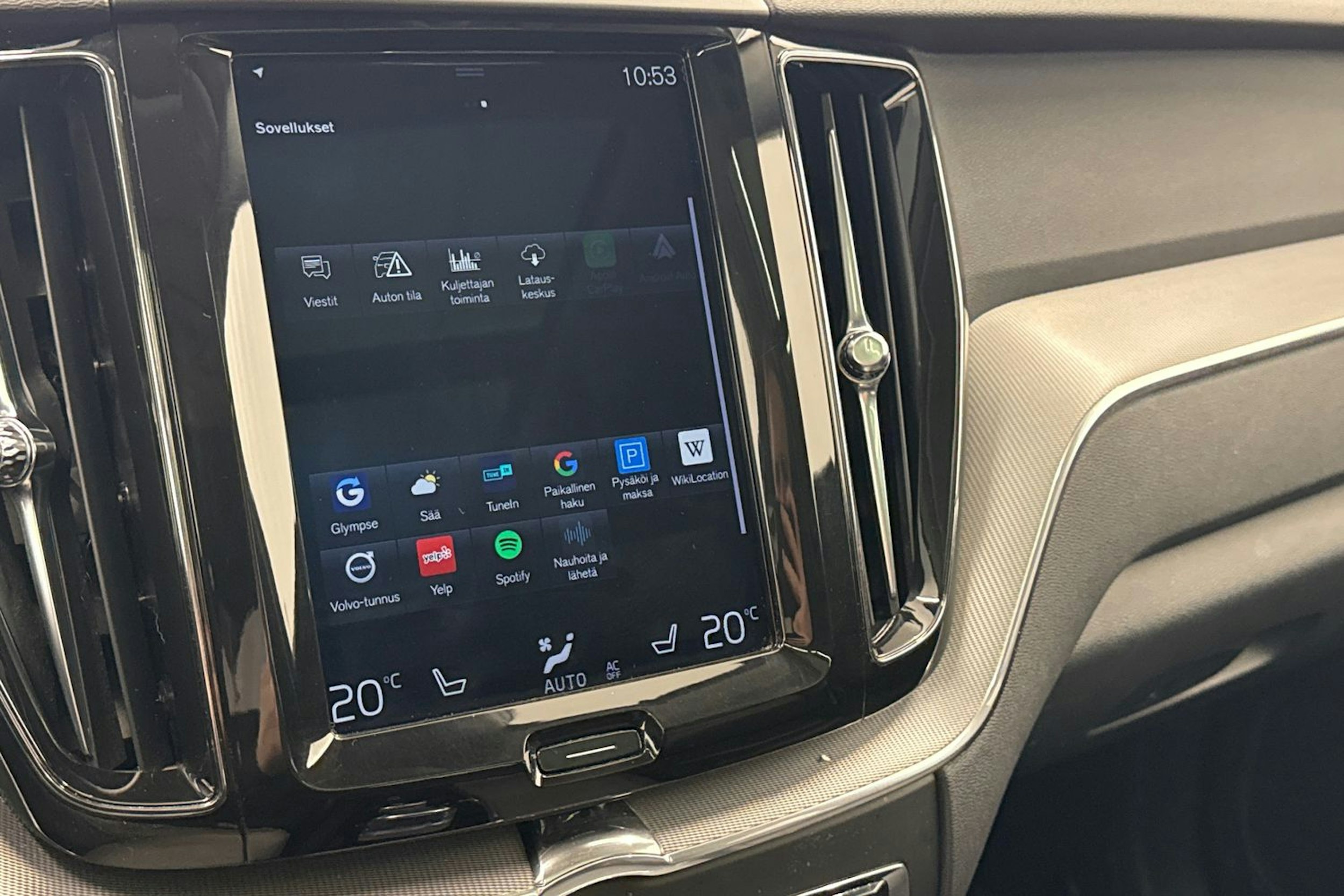 Sininen Volvo XC60 2018 kuva 22.