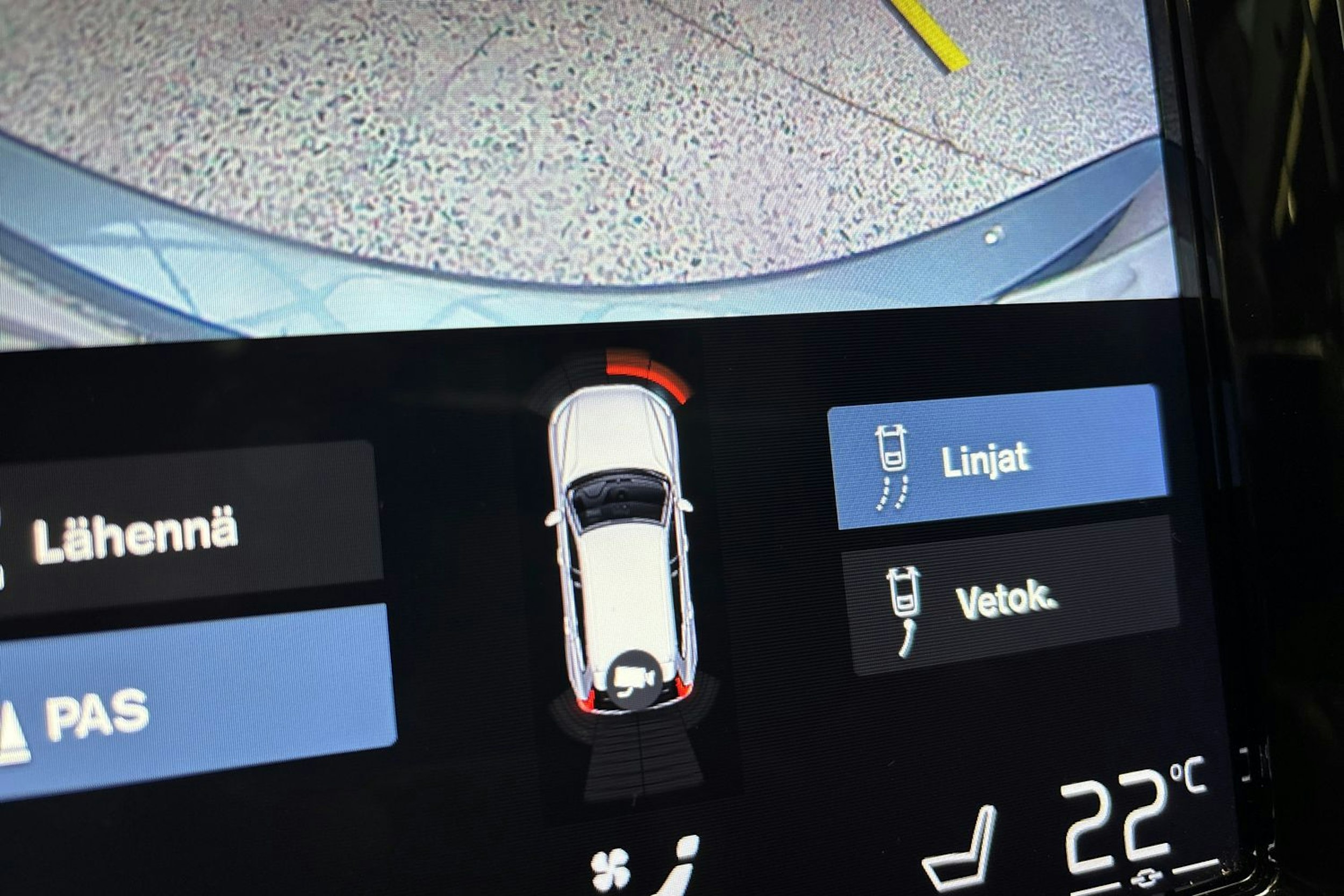 harmaa Volvo XC60 2018 kuva 29.