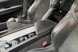harmaa Volvo XC60 2018 kuva 33.