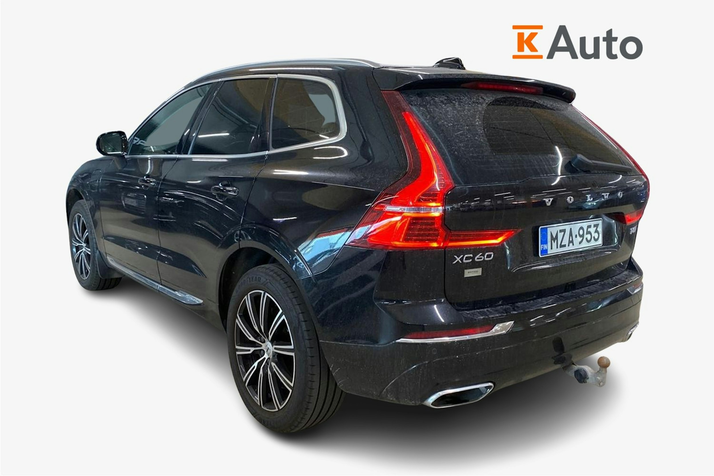 Musta Volvo XC60 2018 kuva 2.