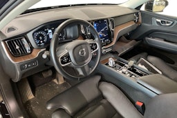 Musta Volvo XC60 2018 kuva 3.