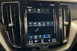 valkoinen Volvo XC60 2018 kuva 22.