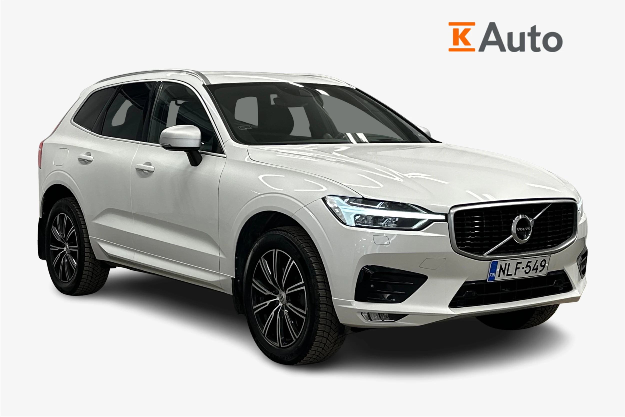 valkoinen Volvo XC60 2018 kuva 1.