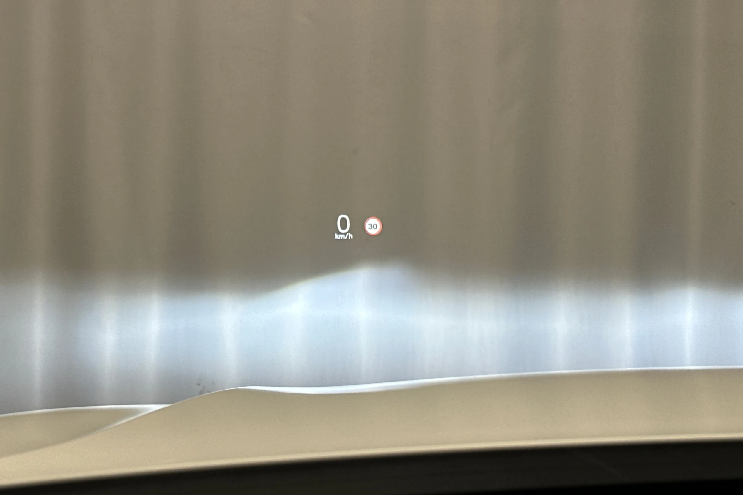 valkoinen Volvo XC60 2018 kuva 23.