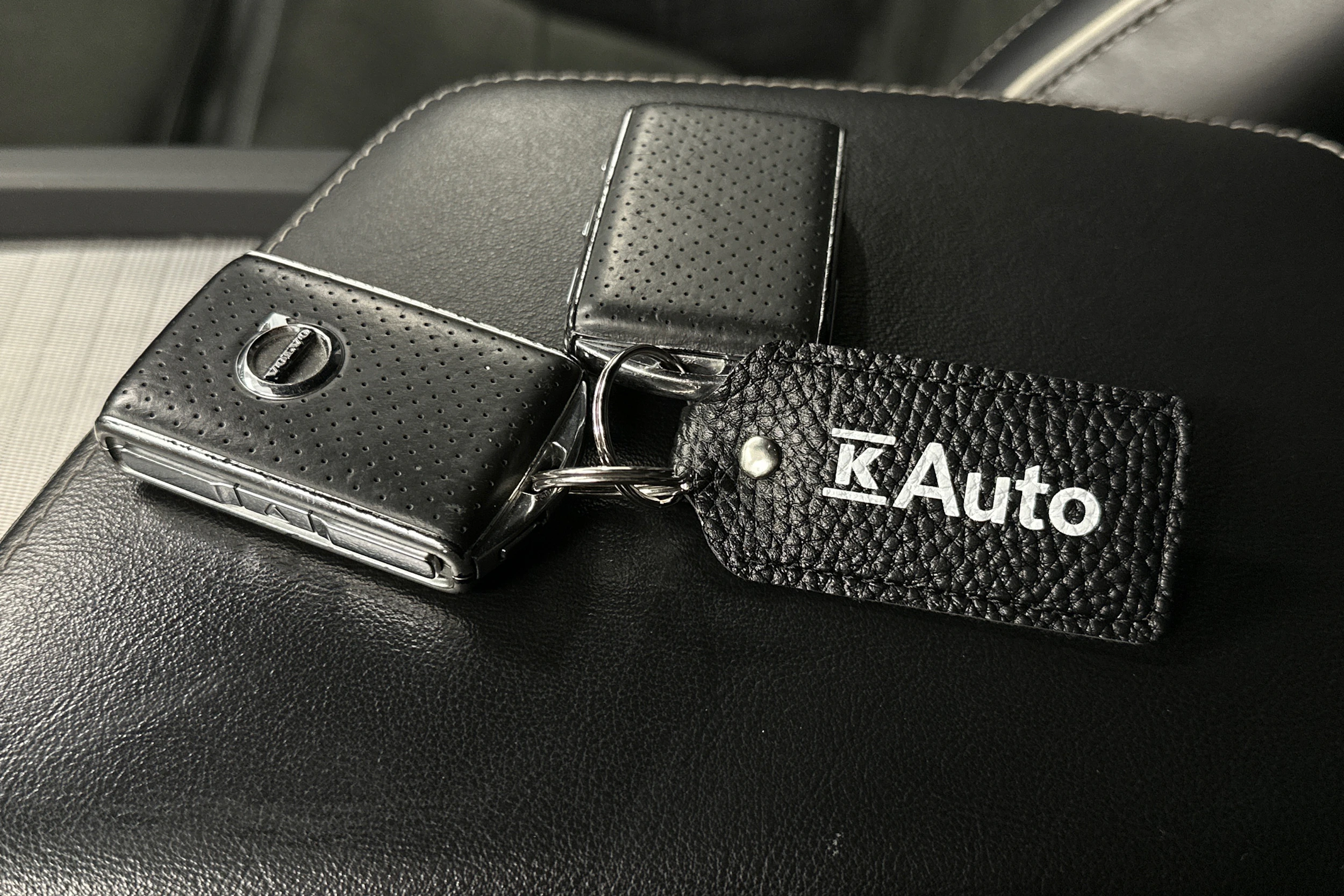 valkoinen Volvo XC60 2018 kuva 31.