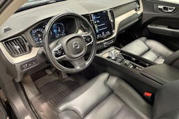 musta Volvo XC60 2018 kuva 6.