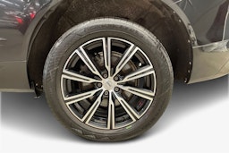 musta Volvo XC60 2018 kuva 9.