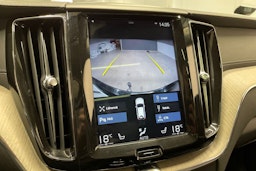 musta Volvo XC60 2018 kuva 17.