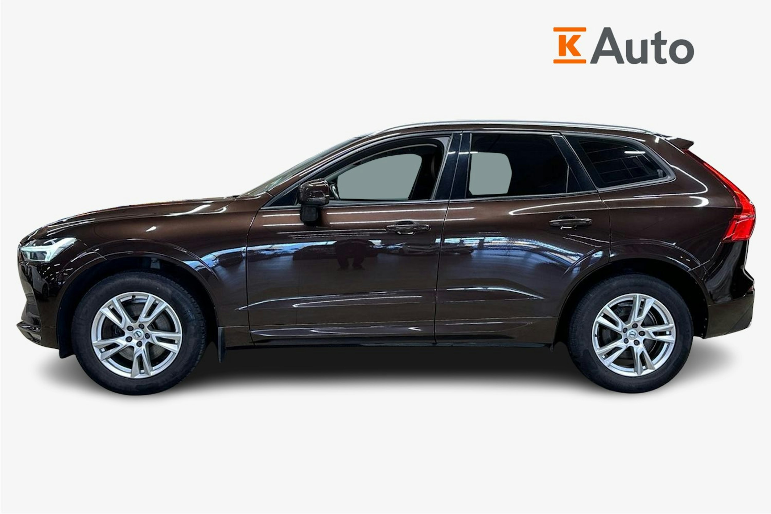 ruskea (beige) Volvo XC60 2018 kuva 5.