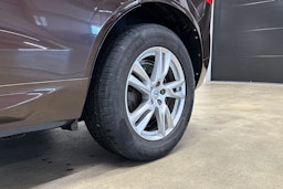 ruskea (beige) Volvo XC60 2018 kuva 9.