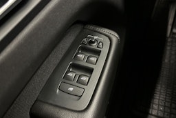 ruskea (beige) Volvo XC60 2018 kuva 25.