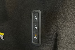 ruskea (beige) Volvo XC60 2018 kuva 27.