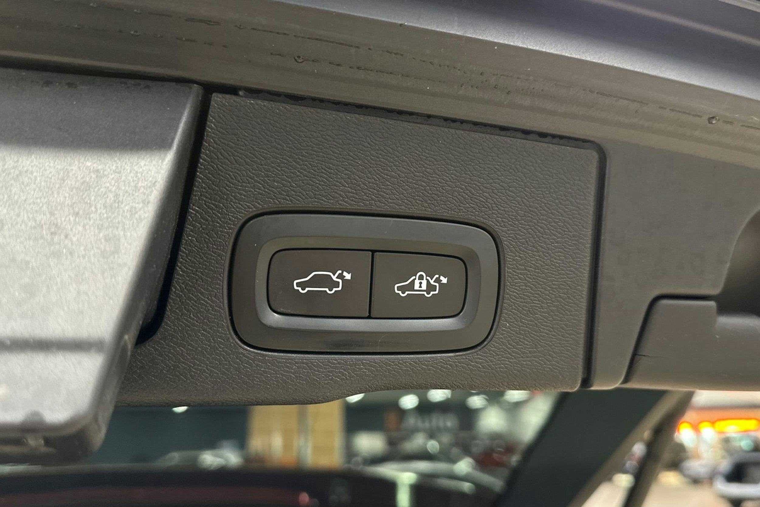 ruskea (beige) Volvo XC60 2018 kuva 29.