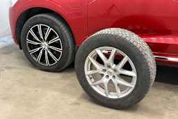 punainen Volvo XC60 2019 kuva 38.