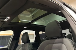 harmaa Volvo XC60 2020 kuva 31.