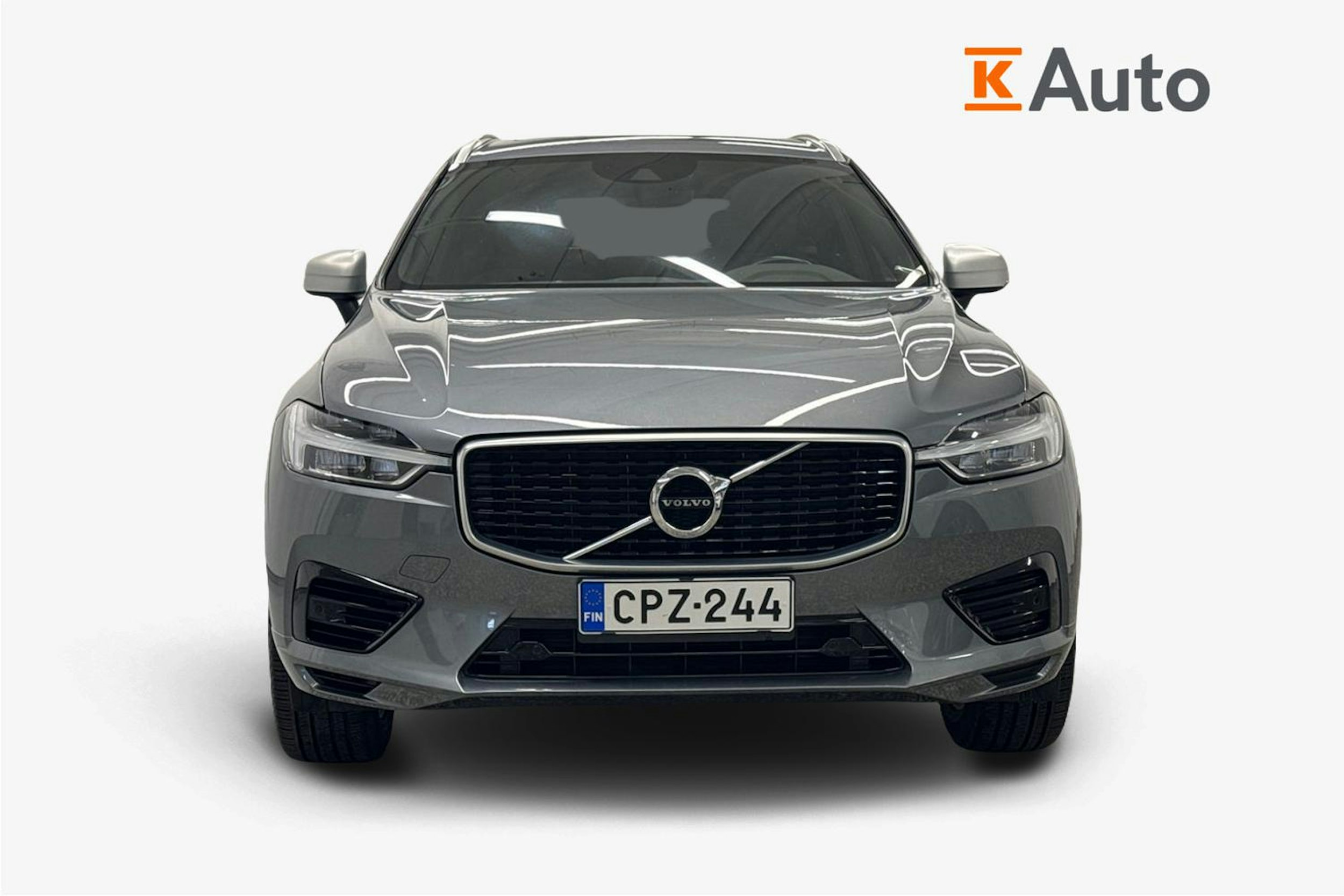 harmaa Volvo XC60 2019 kuva 5.