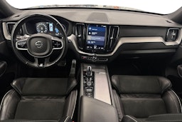 harmaa Volvo XC60 2019 kuva 9.