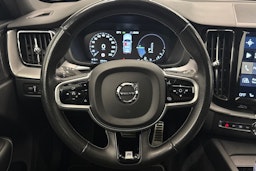 harmaa Volvo XC60 2019 kuva 14.