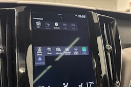 harmaa Volvo XC60 2019 kuva 27.